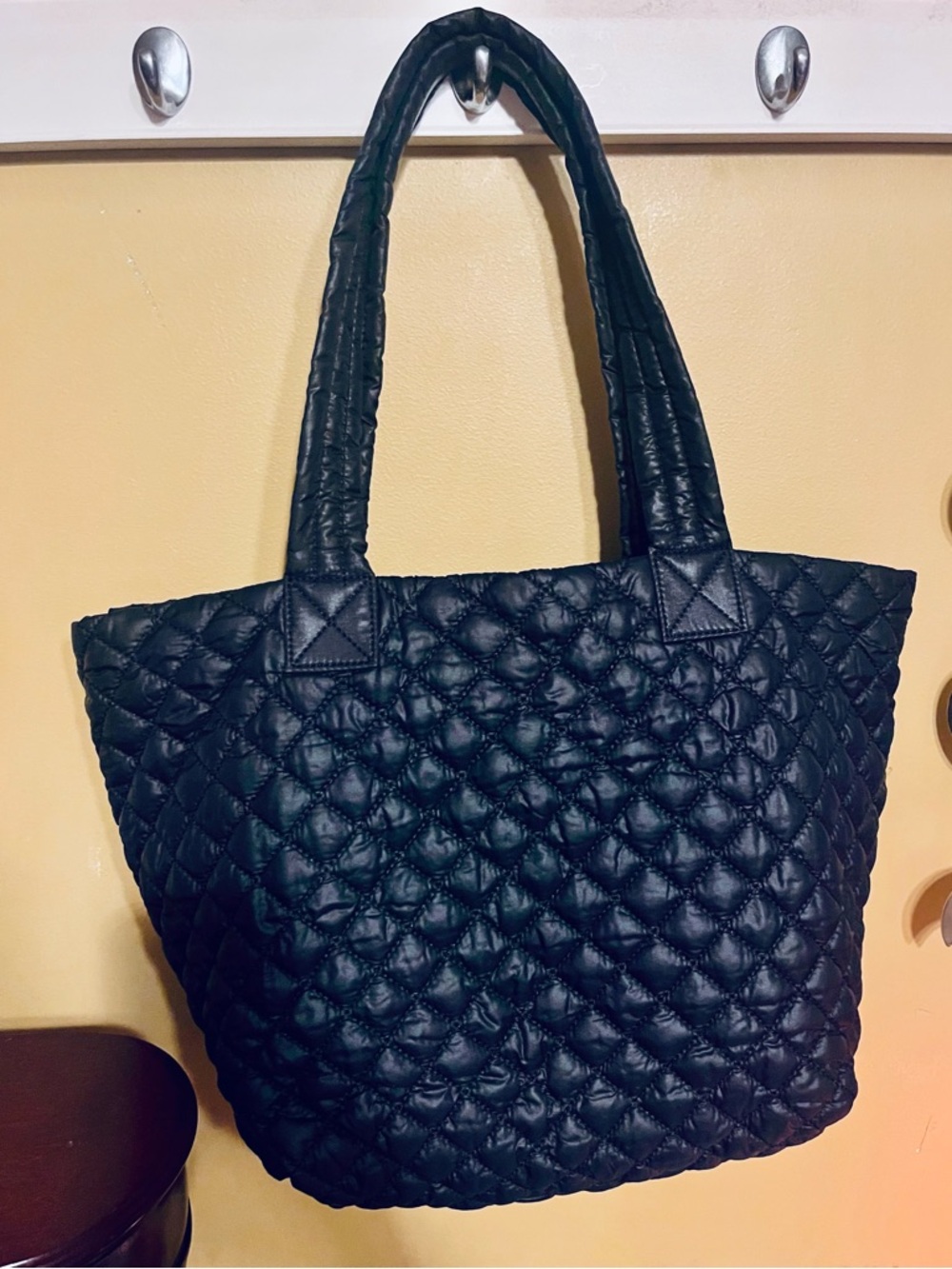 Urban Expressions Black Quilted Puffer Tote - Picture 8 of 11